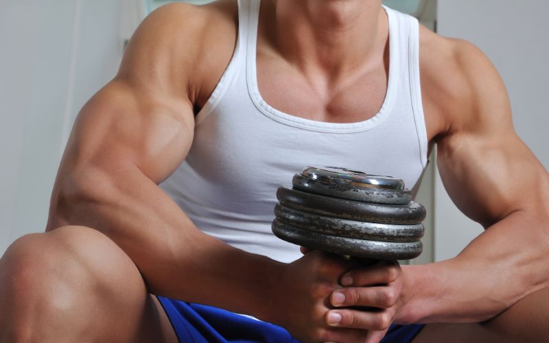 NPL-supplements-powerful-muscular-man (1)-min